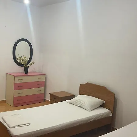 Bright And Cozy 아파트 Durrës